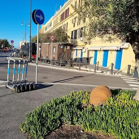 Domus Aaron 피우미치노