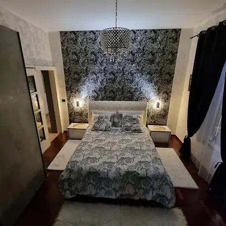 Apartment Casa Vacanze Domus Aaron